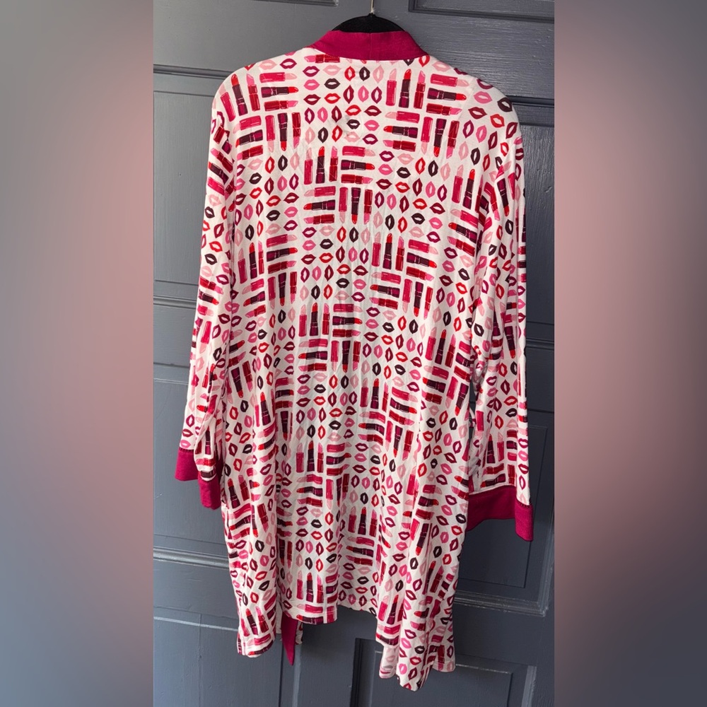 Kate Spade Red and Pink Lips and Lipstick Robe Eyelet Detail (Missing tie belt) - Picture 2 of 6
